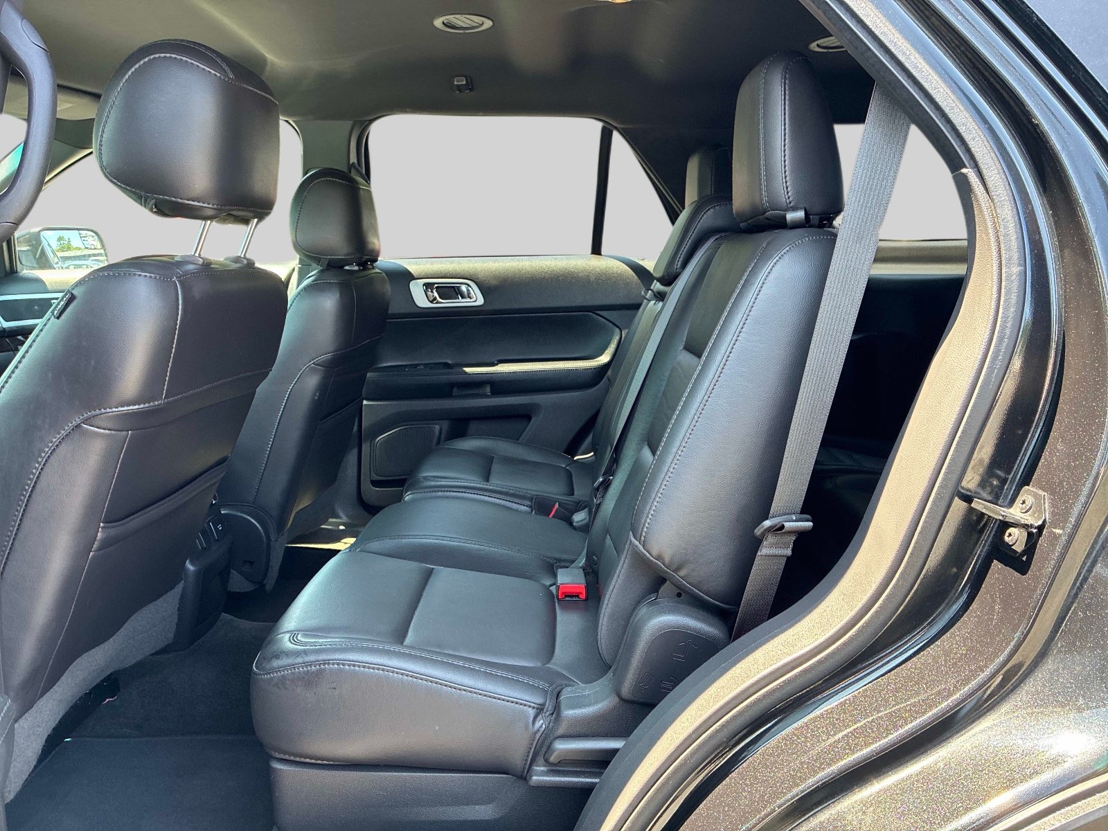 Used 2015 Ford Explorer Limited AWD/4WD image 16