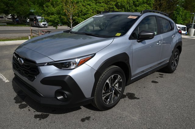 Used 2024 Subaru Crosstrek 2.0i Premium image 16