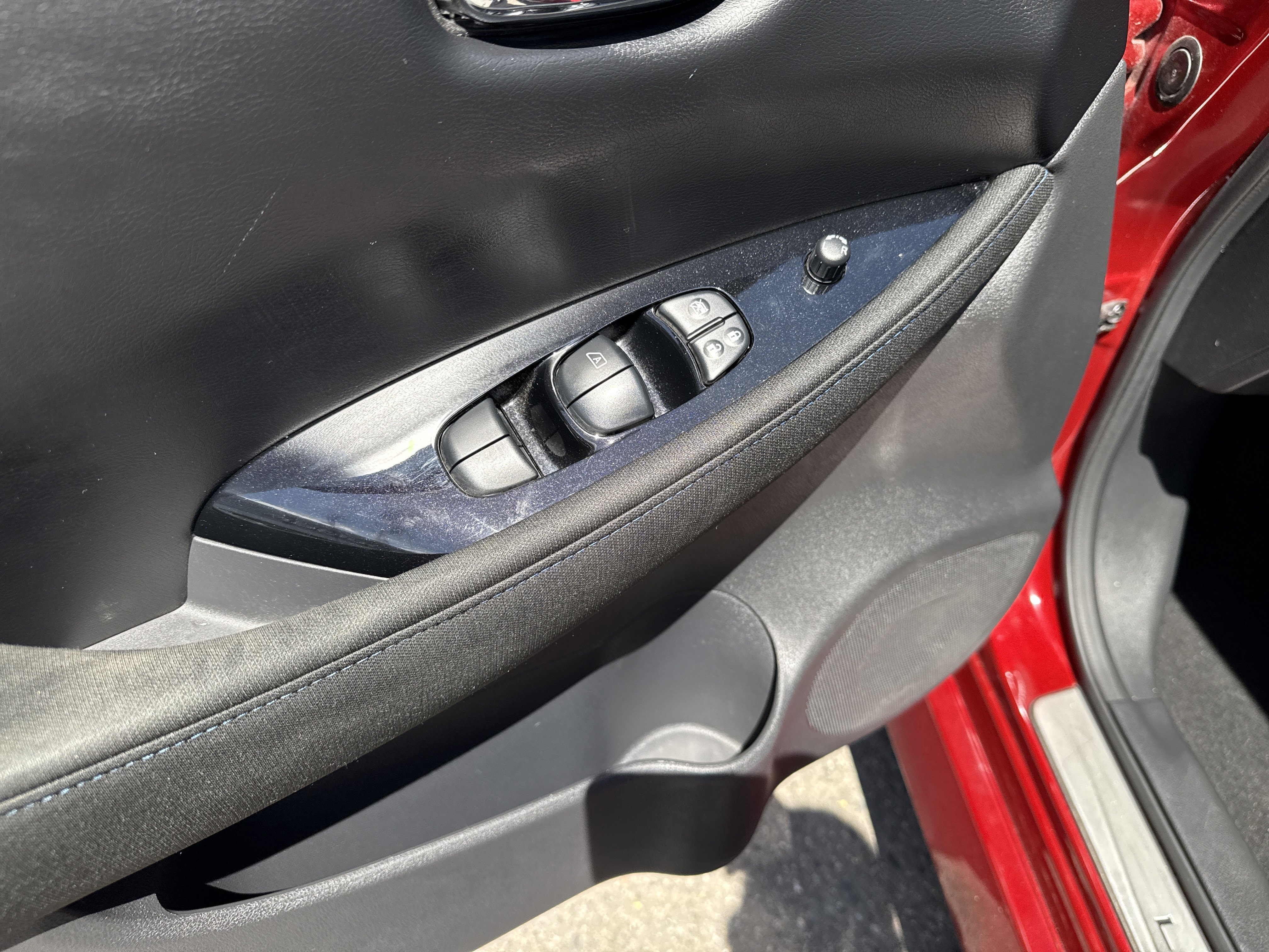 Certified 2024 Nissan Leaf SV Plus image 18