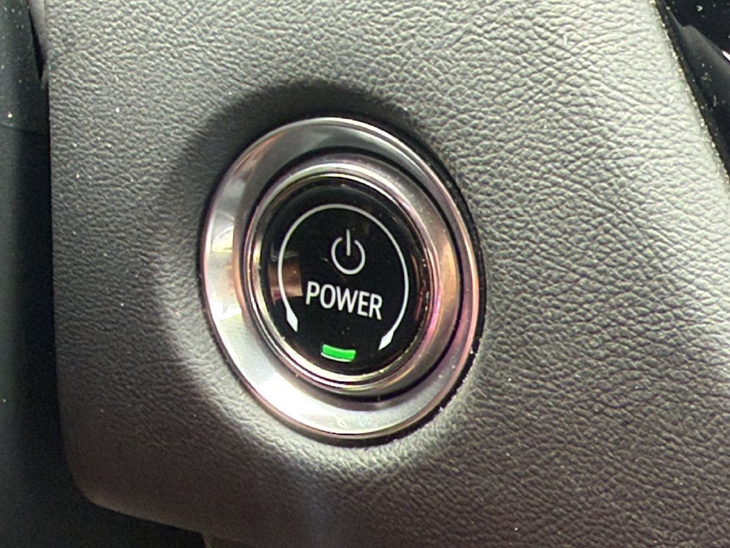 Certified 2024 Cadillac Lyriq Tech AWD/4WD image 27
