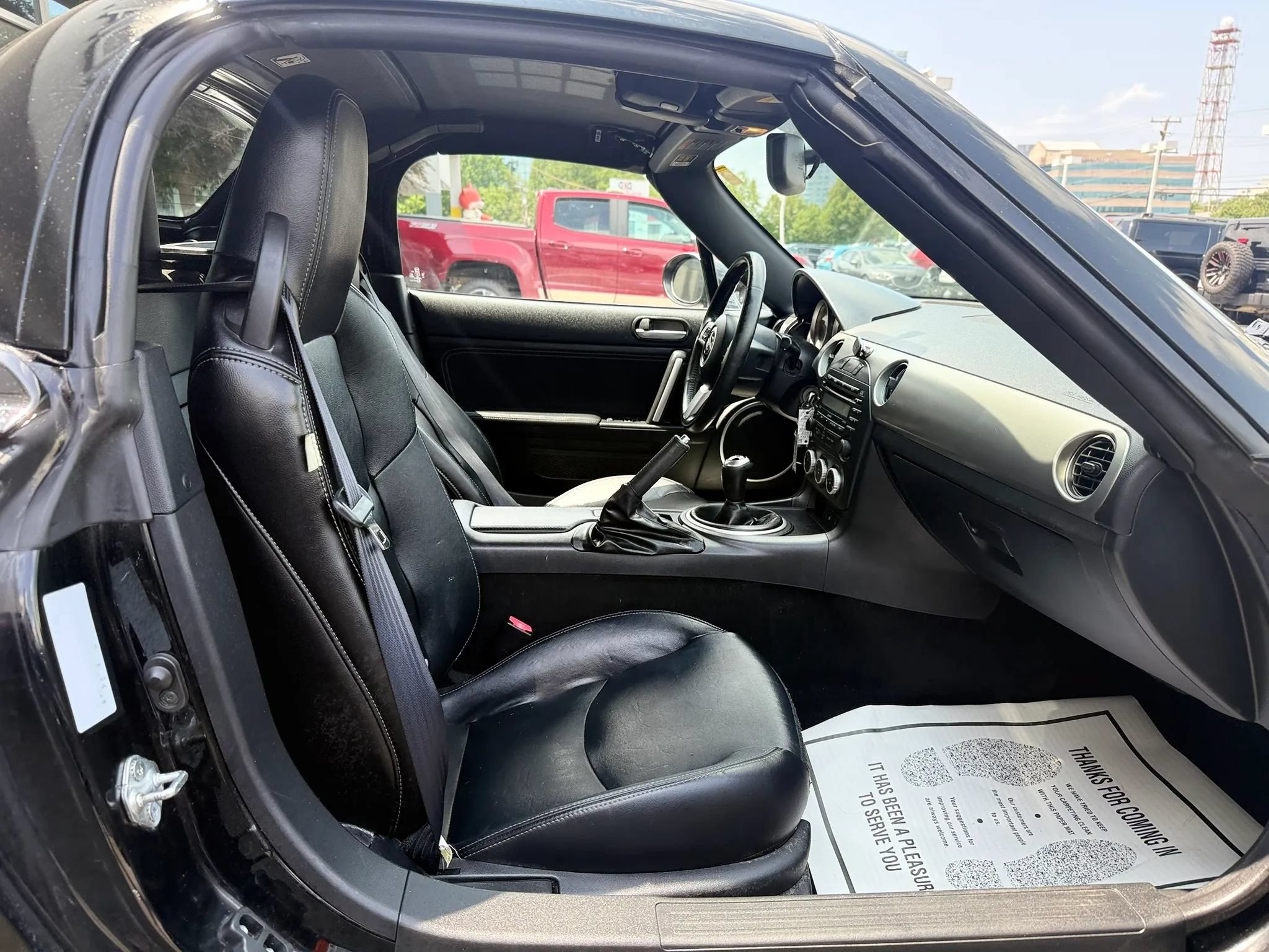 Used 2009 MAZDA MX-5 Miata Grand Touring w/ Premium Pkg RWD image 27