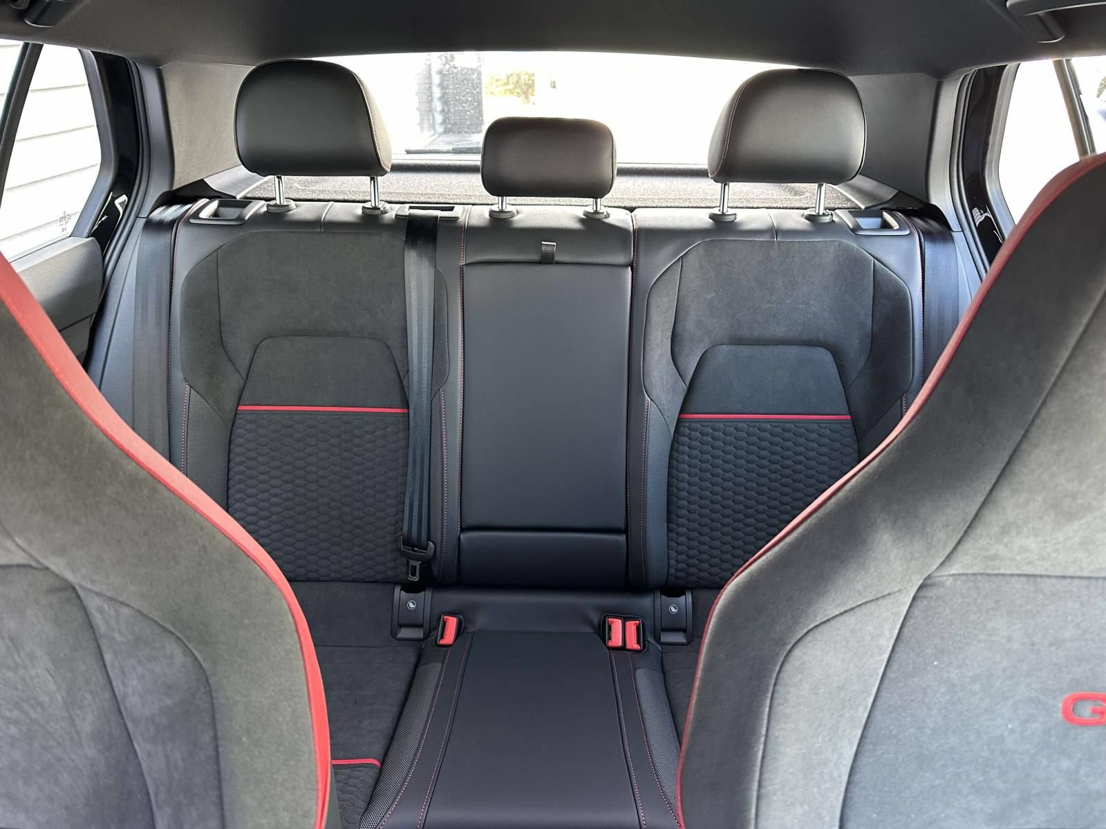 New 2026 Volkswagen GTI SE FWD image 14
