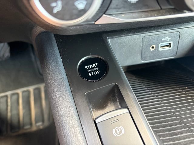 Used 2025 Nissan Kicks S video 2