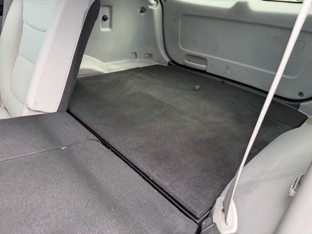 Used 2015 Kia Sorento LX image 14