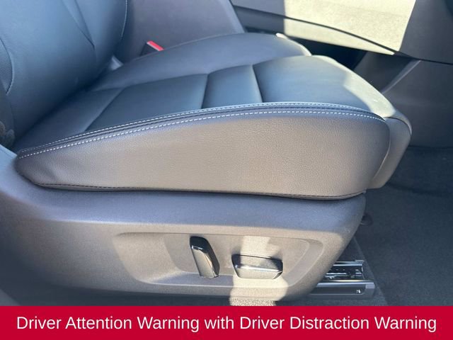 Used 2025 Nissan Rogue SL w/ Tech Package image 18