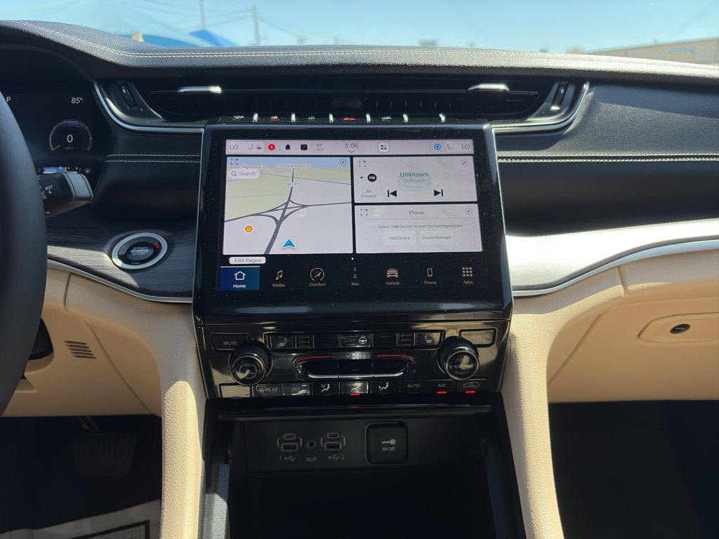 Used 2024 Jeep Grand Cherokee Limited w/ Trailer Tow Package image 22