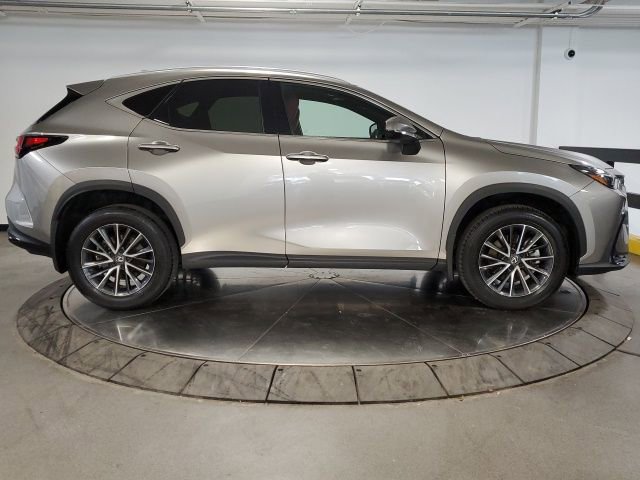 Used 2023 Lexus NX 350 AWD image 10