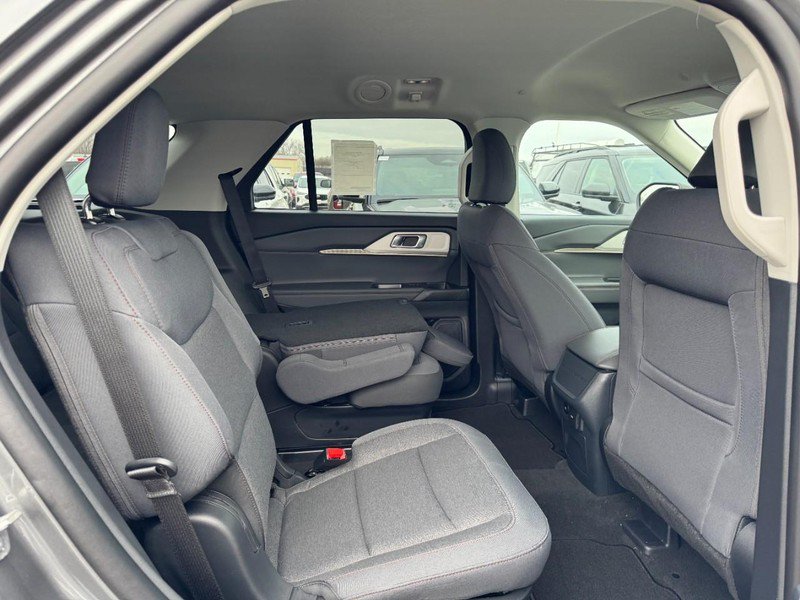 New 2026 Ford Explorer Active AWD/4WD image 5