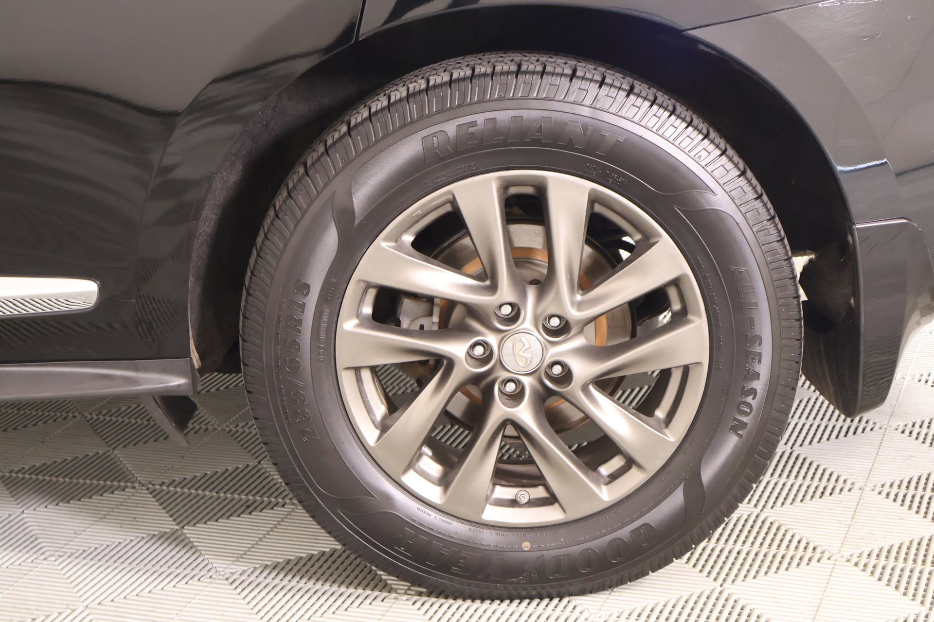 Used 2015 INFINITI QX60 AWD w/ Premium Plus Package image 21