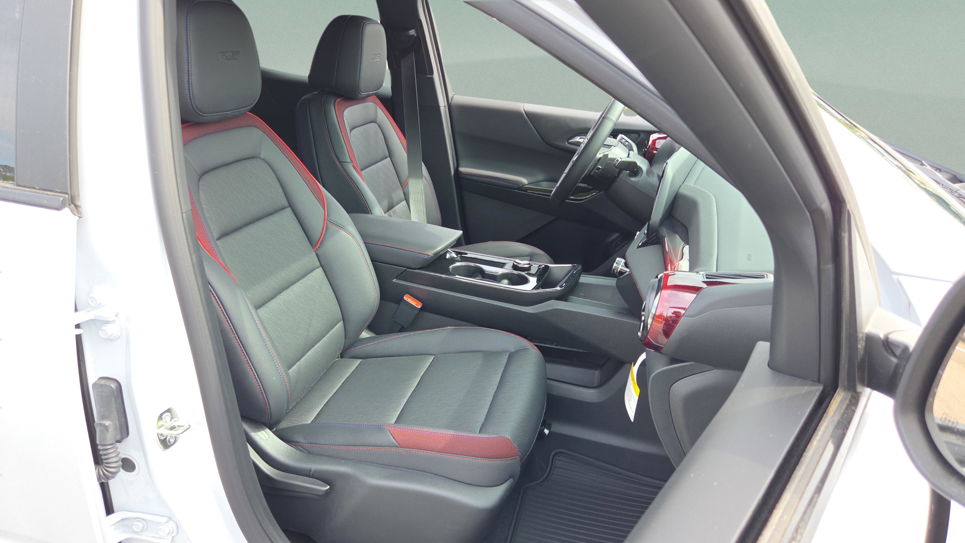 New 2026 Chevrolet Equinox RS FWD image 19