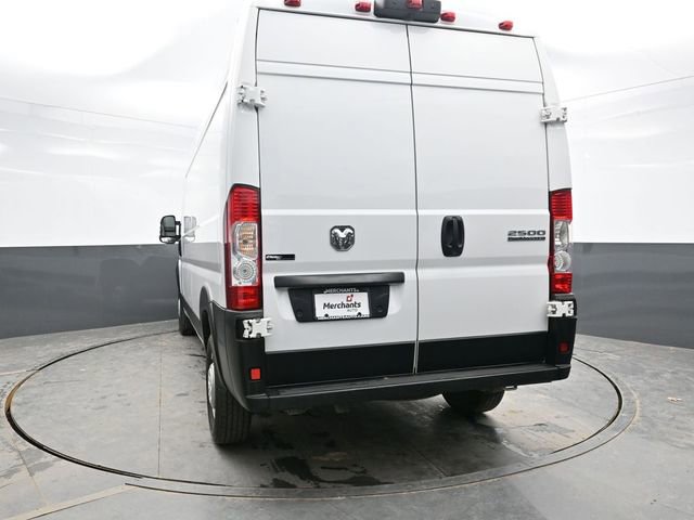 Used 2025 RAM ProMaster 2500 w/ Convenience Group image 5