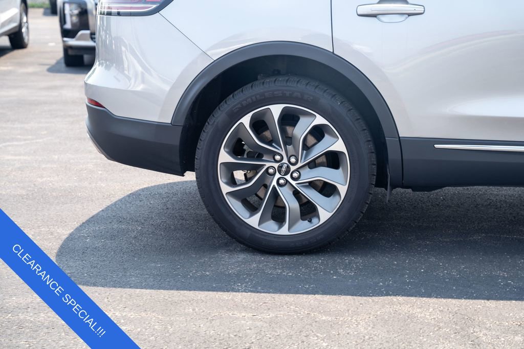 Used 2021 Lincoln Nautilus Reserve w/ Class II Trailer Tow Package image 9