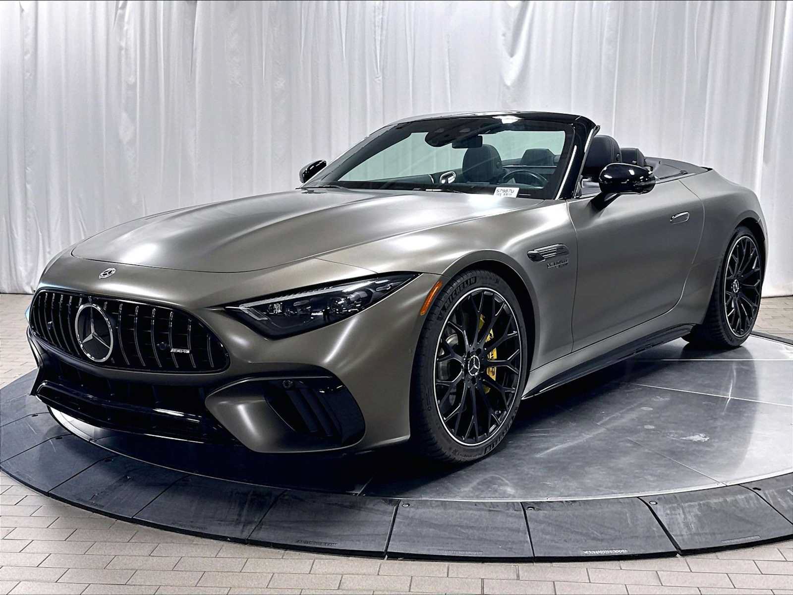 Used 2023 Mercedes-Benz SL 63 AMG 4MATIC image 1