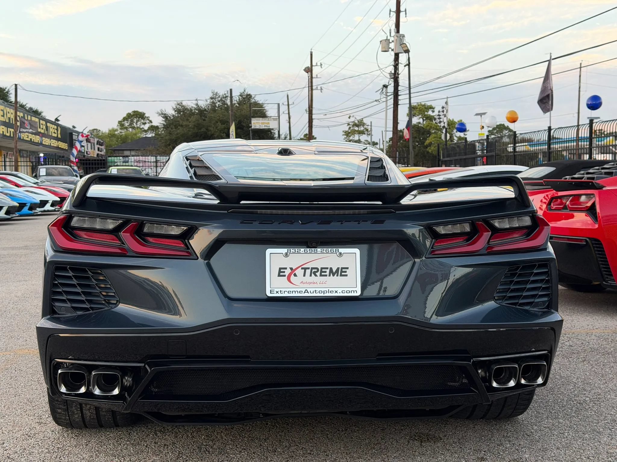 Used 2020 Chevrolet Corvette Stingray Preferred Cpe w/ 2LT Preferred Equipment Group RWD image 3