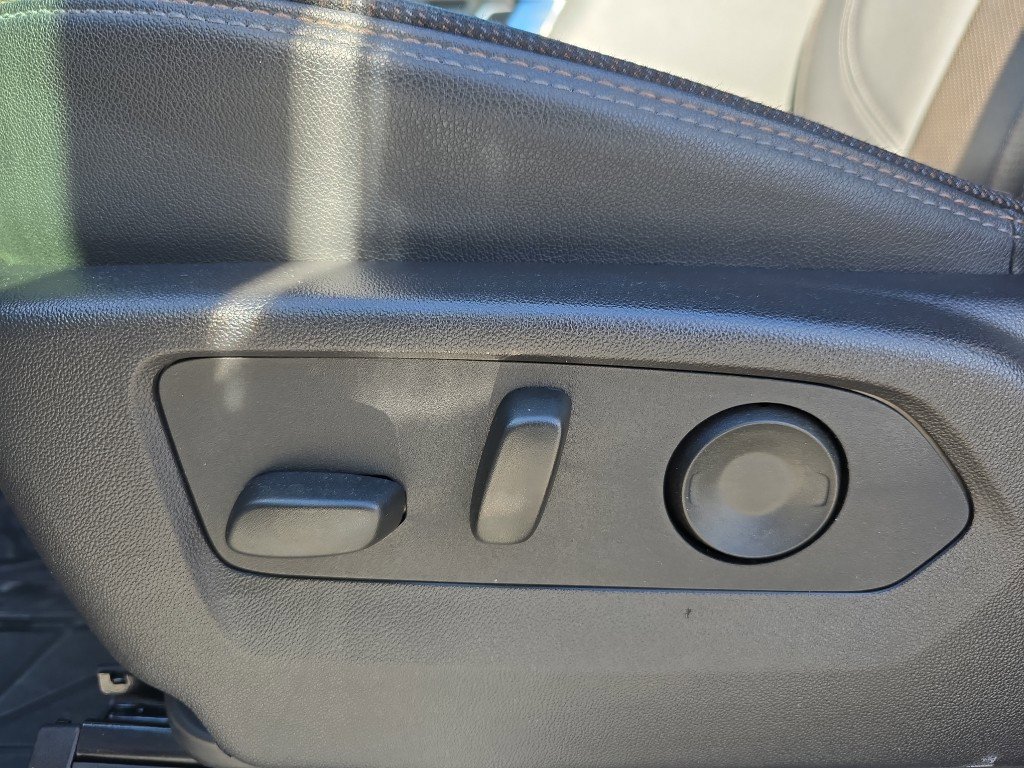 Used 2025 Chevrolet Silverado 1500 High Country w/ High Country Premium Package image 28