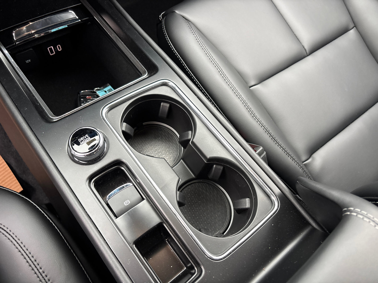 New 2026 Lincoln Corsair Premiere image 24