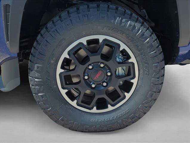 Certified 2025 Toyota Tacoma TRD Off-Road image 10