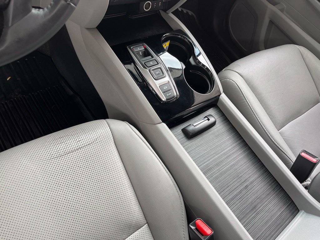 Used 2017 Honda Pilot Elite image 22