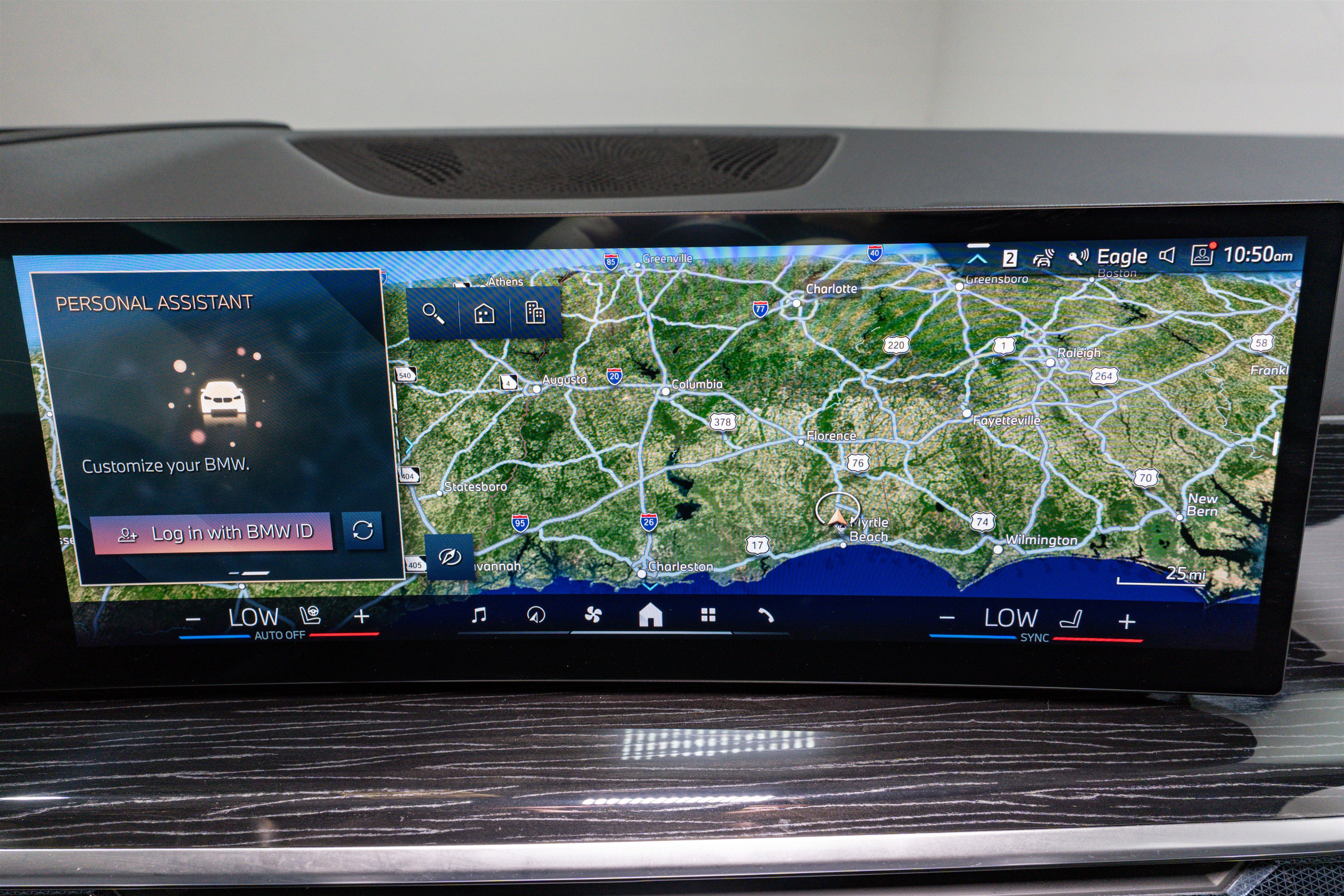 Used 2024 BMW X7 xDrive40i w/ M Sport Package image 19