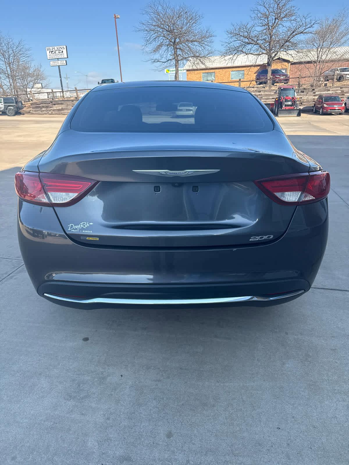 Used 2016 Chrysler 200 Limited image 8