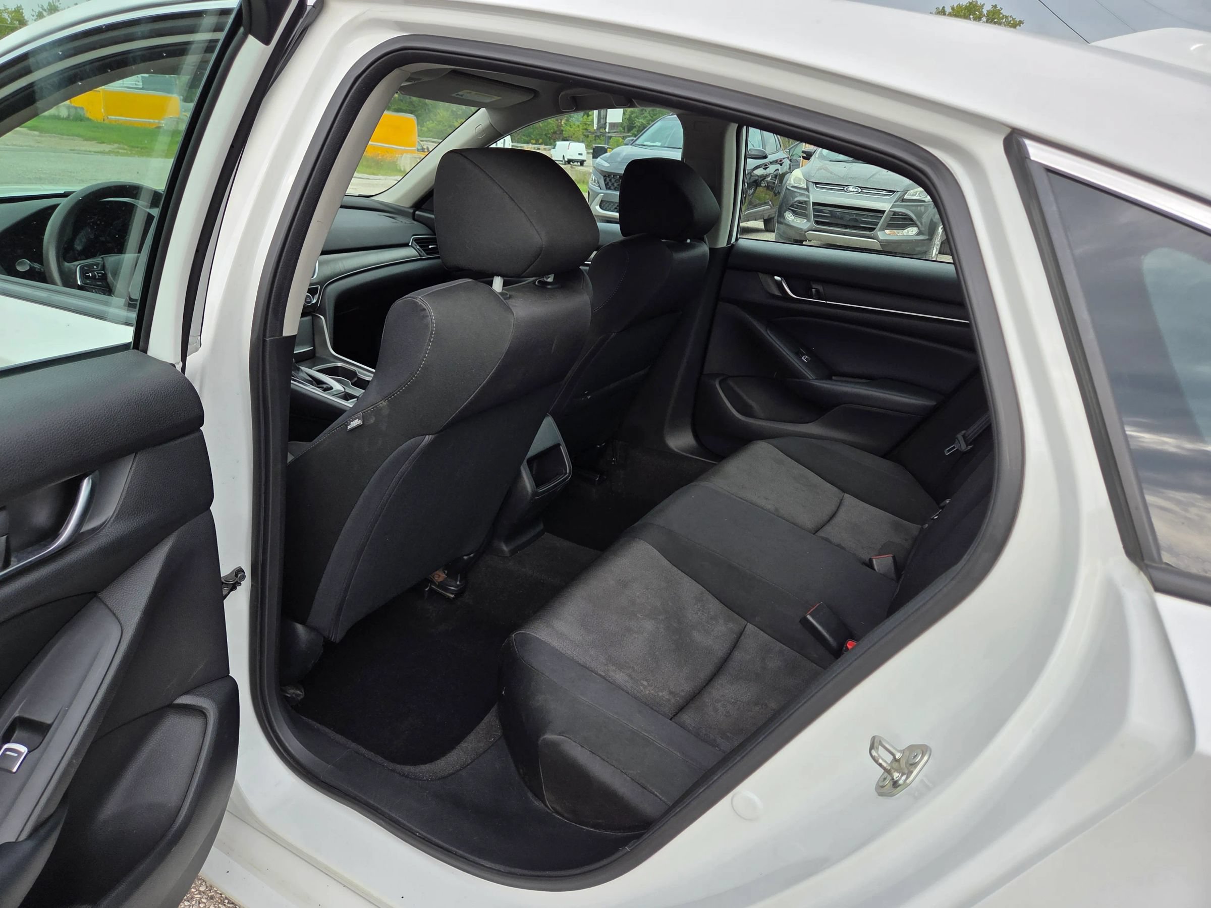 Used 2018 Honda Accord LX image 18