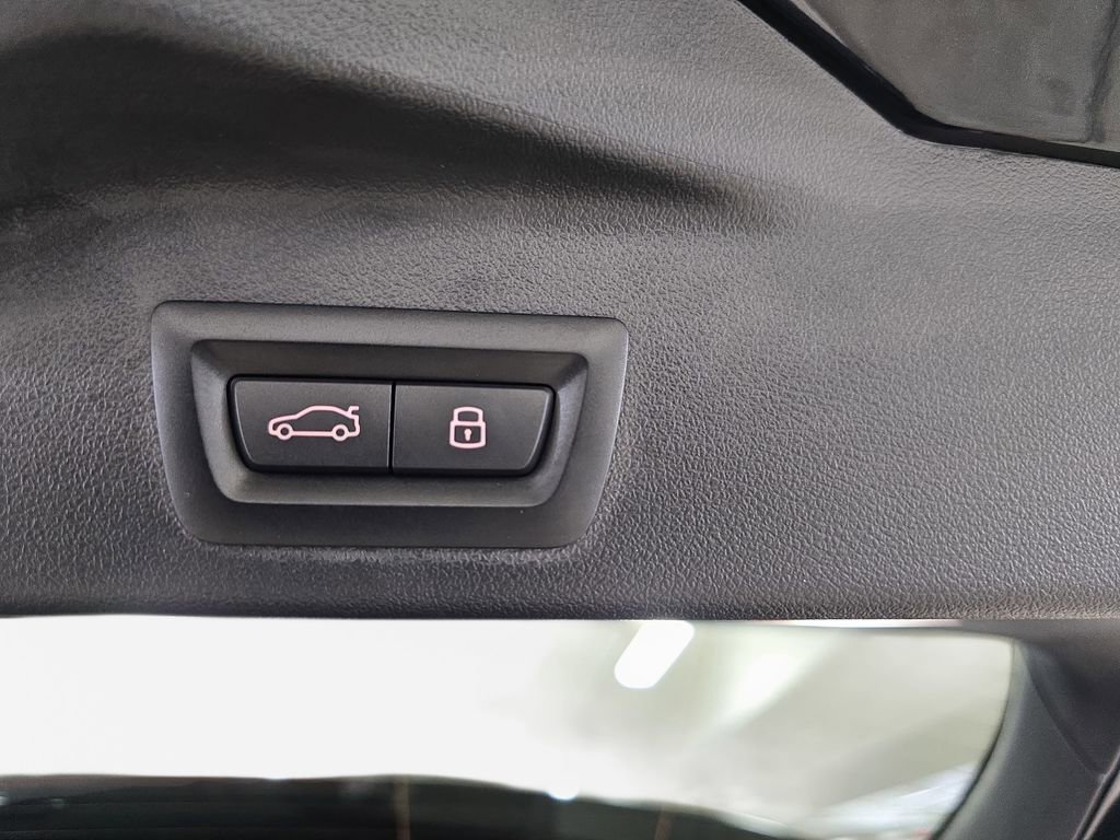 Certified 2024 BMW X5 xDrive50e w/ Executive Package image 30