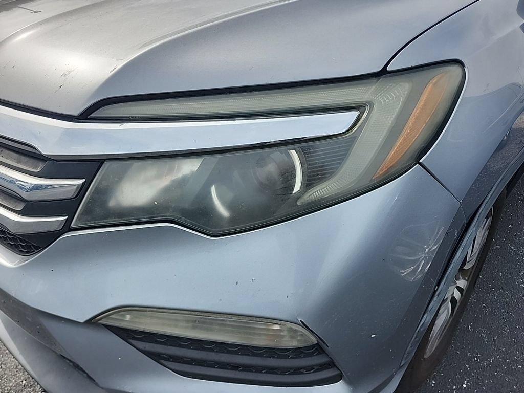 Used 2016 Honda Pilot EX image 11