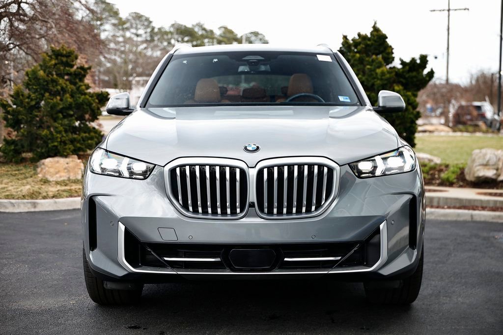 Certified 2025 BMW X5 sDrive40i w/ Premium Package image 13