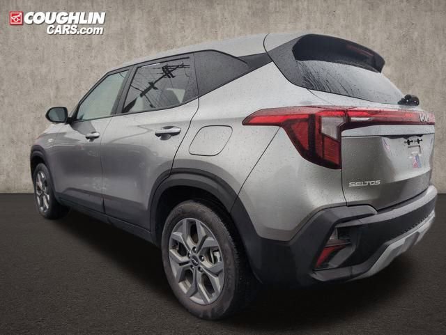 Used 2024 Kia Seltos LX image 5