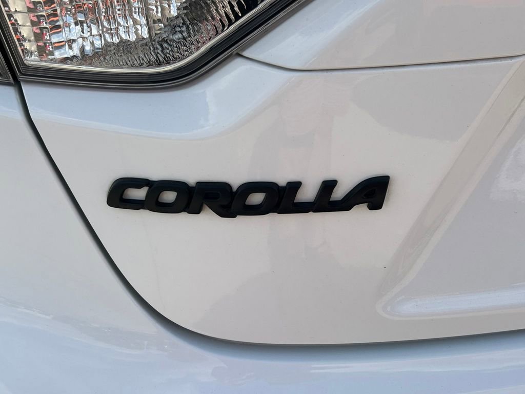 Used 2024 Toyota Corolla SE FWD image 12
