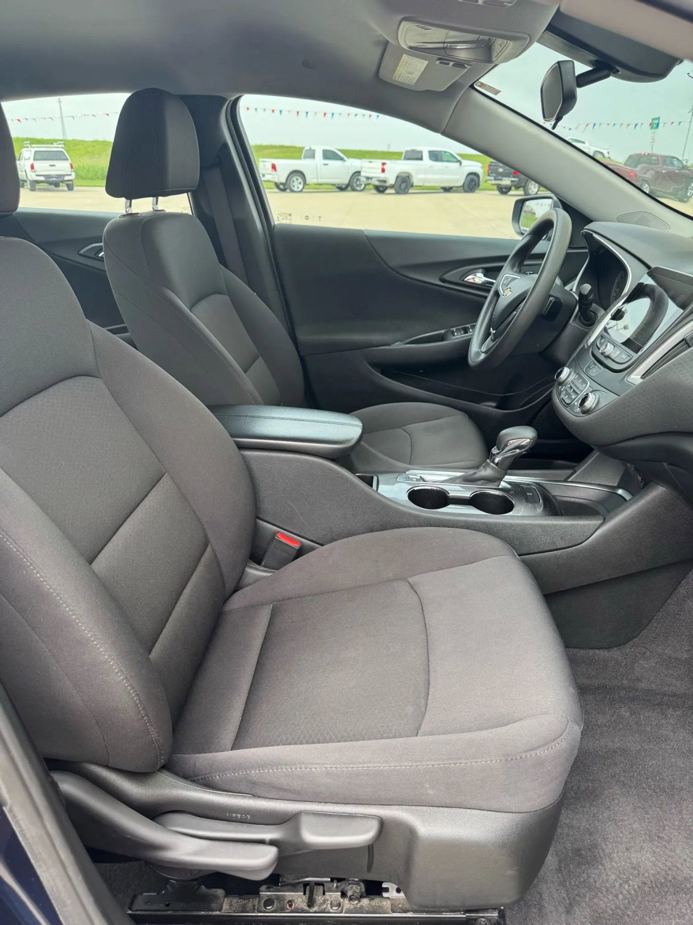 Used 2022 Chevrolet Malibu LT image 19