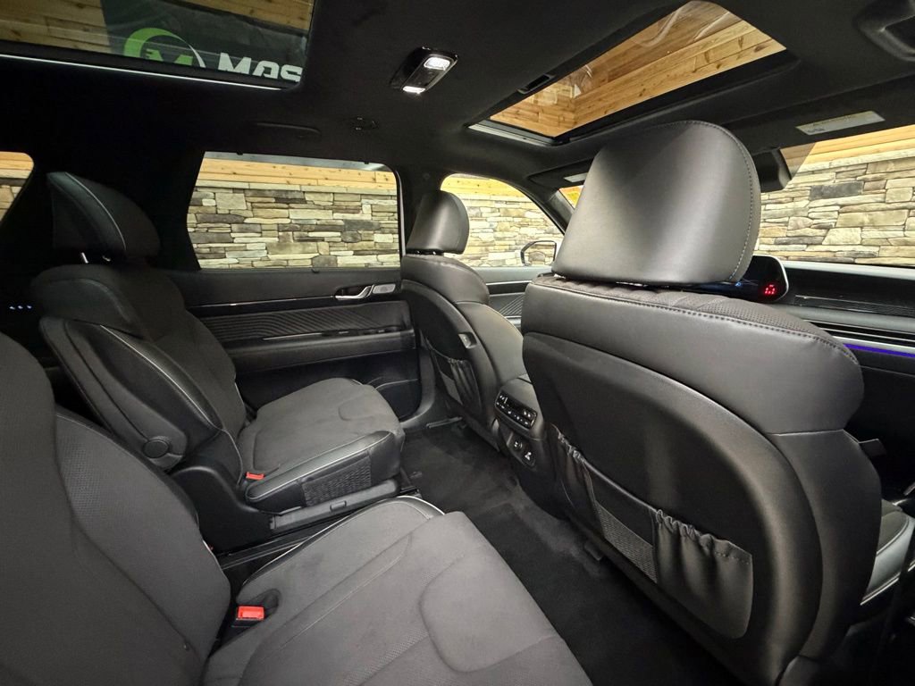 Certified 2025 Hyundai Palisade Calligraphy image 31