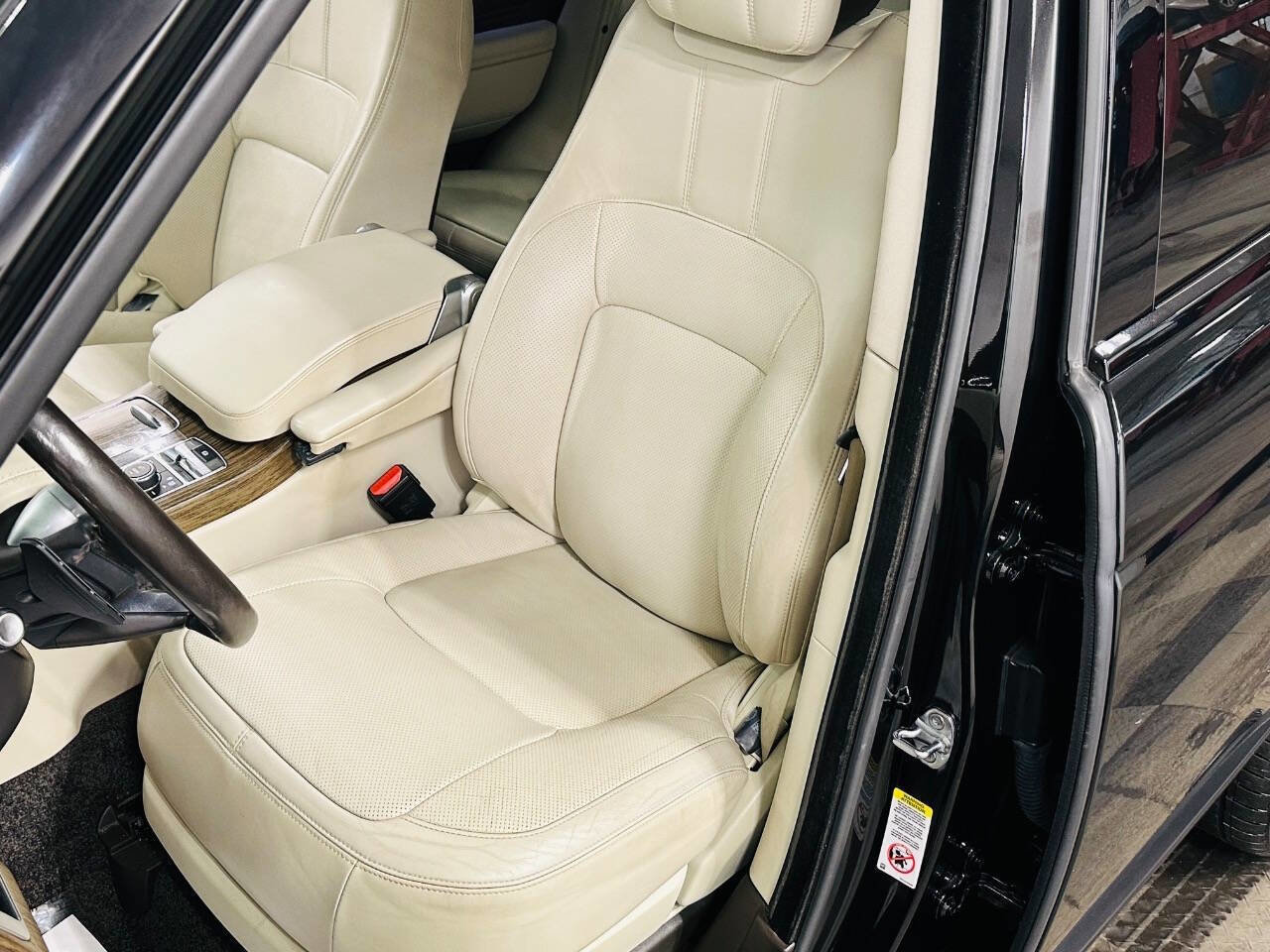 Used 2019 Land Rover Range Rover HSE AWD/4WD image 25