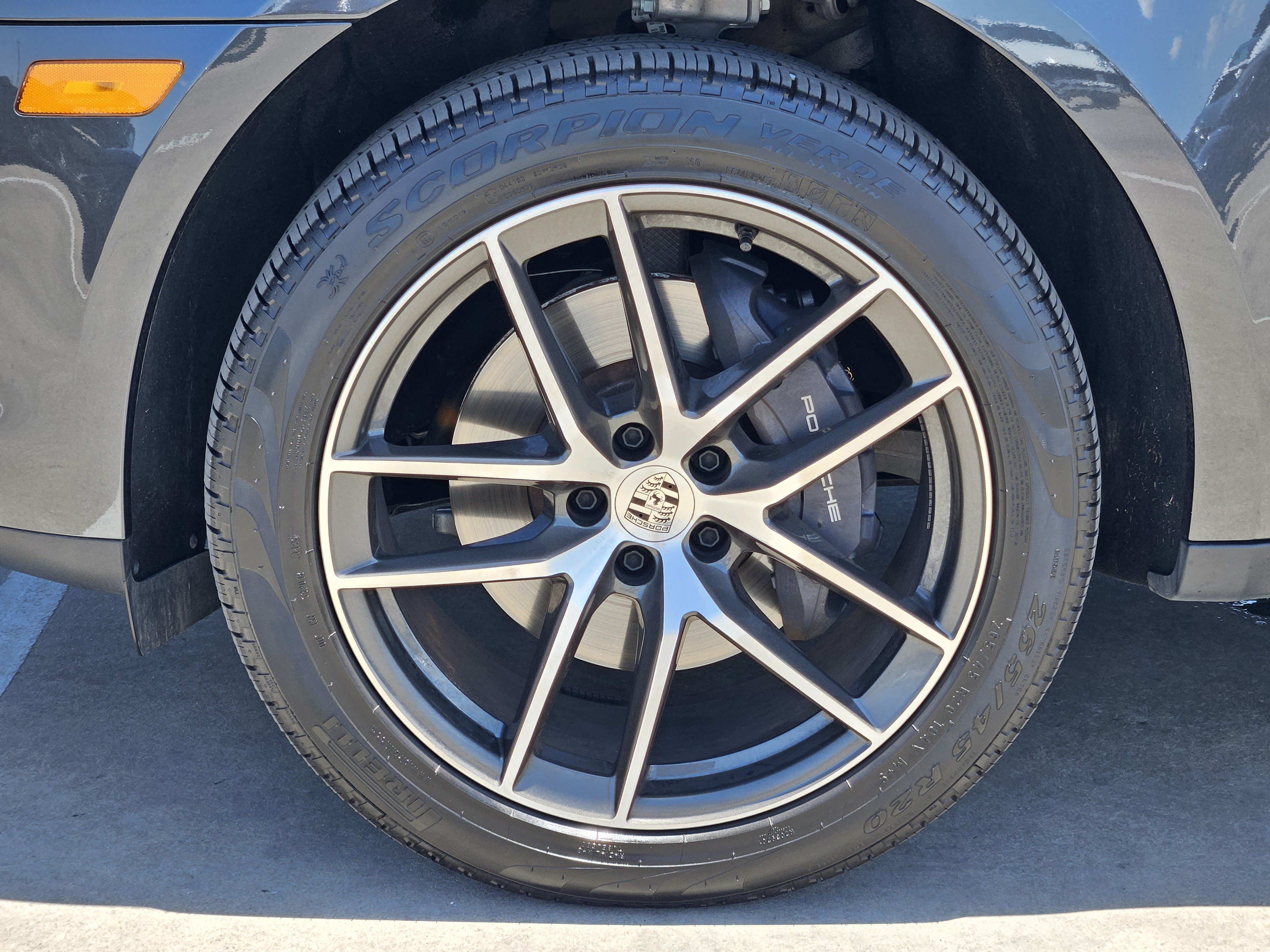 Certified 2026 Porsche Macan AWD/4WD image 14