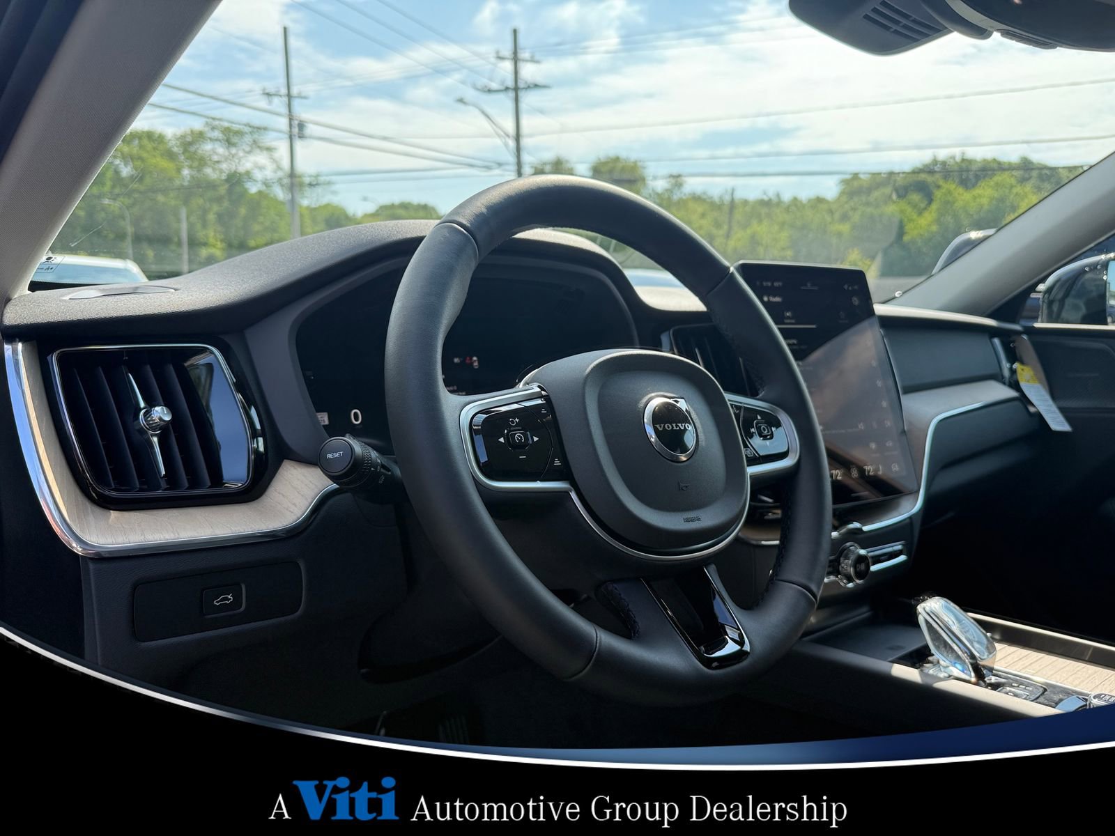 Used 2026 Volvo XC60 B5 Plus w/ Protection Package Premier image 12