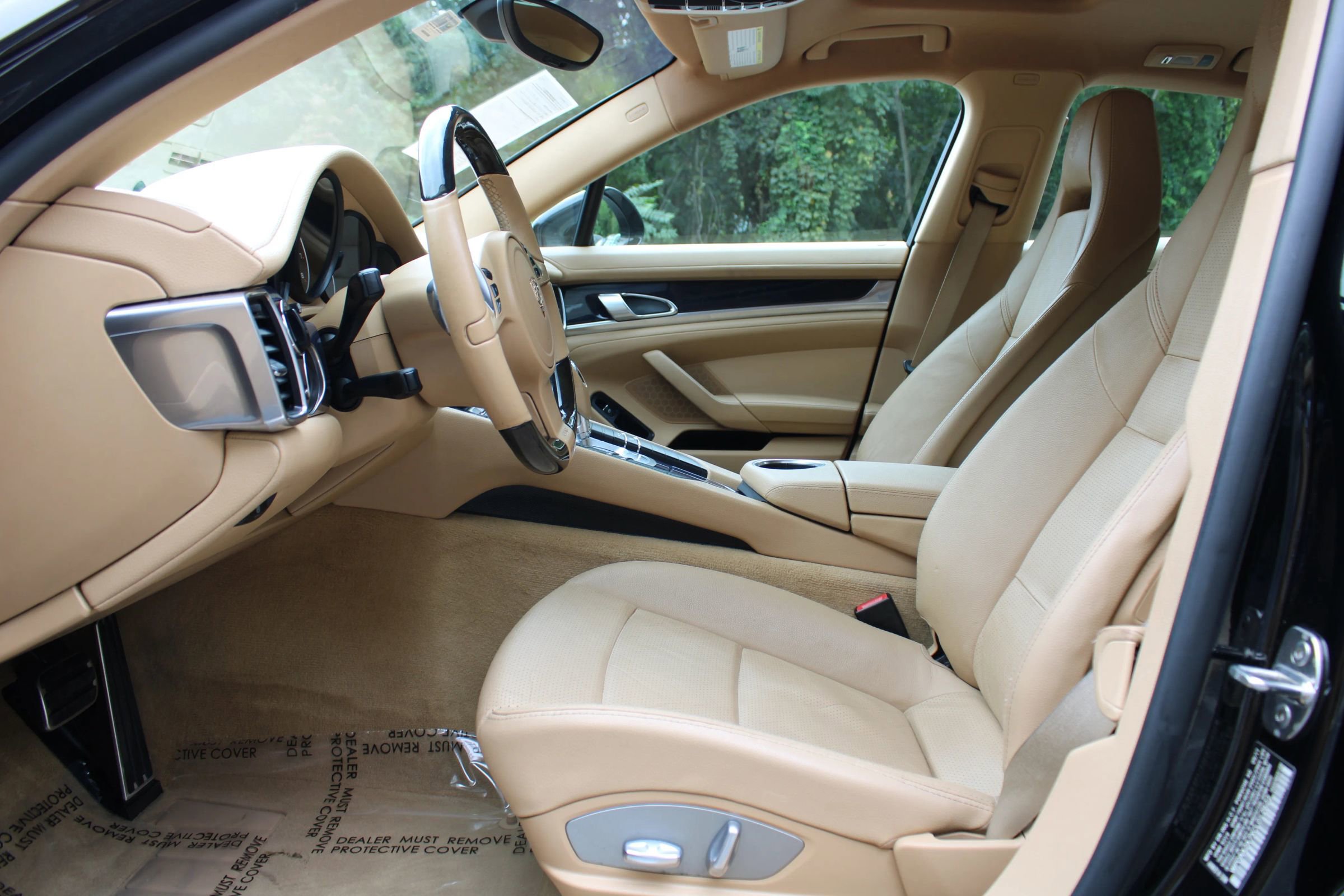 Used 2012 Porsche Panamera 4 image 22