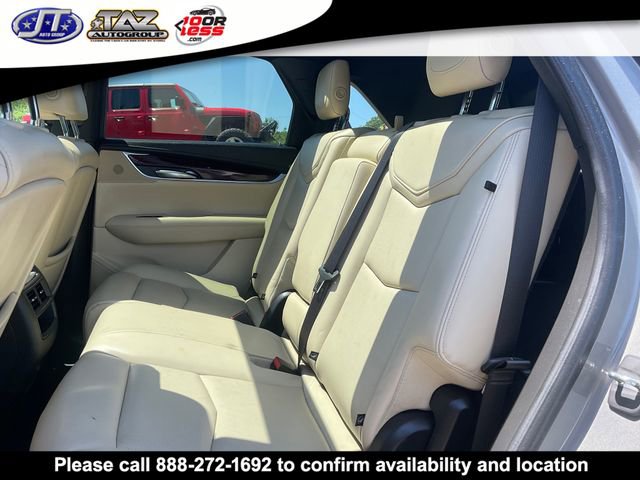 Used 2018 Cadillac XT5 Luxury w/ Driver Awareness Package AWD/4WD image 14