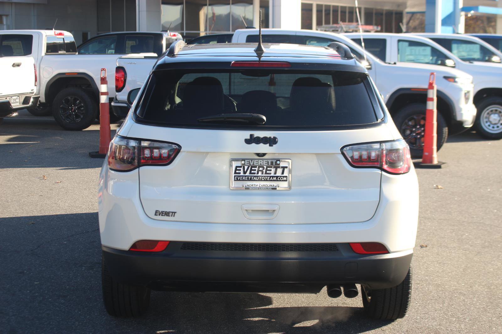 Used 2021 Jeep Compass Latitude w/ Sun and Sound Group image 6