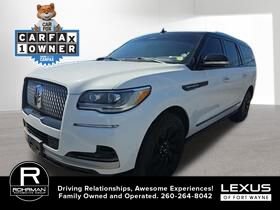 Used 2022 Lincoln Navigator L Reserve AWD/4WD image 1