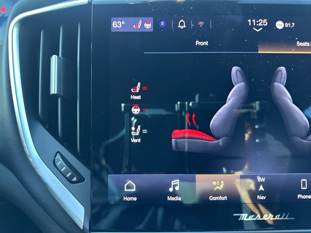 Used 2021 Maserati Ghibli Trofeo image 23