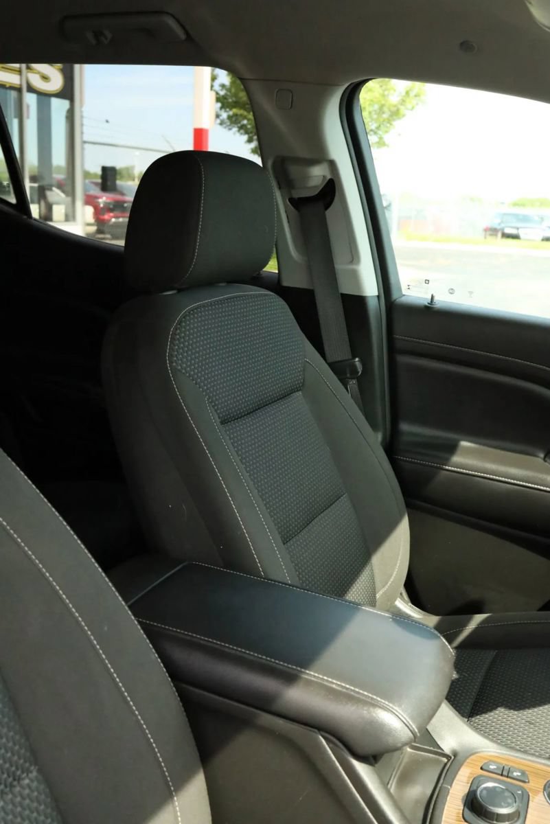 Used 2021 GMC Acadia SLE w/ Driver Convenience Package AWD/4WD image 59