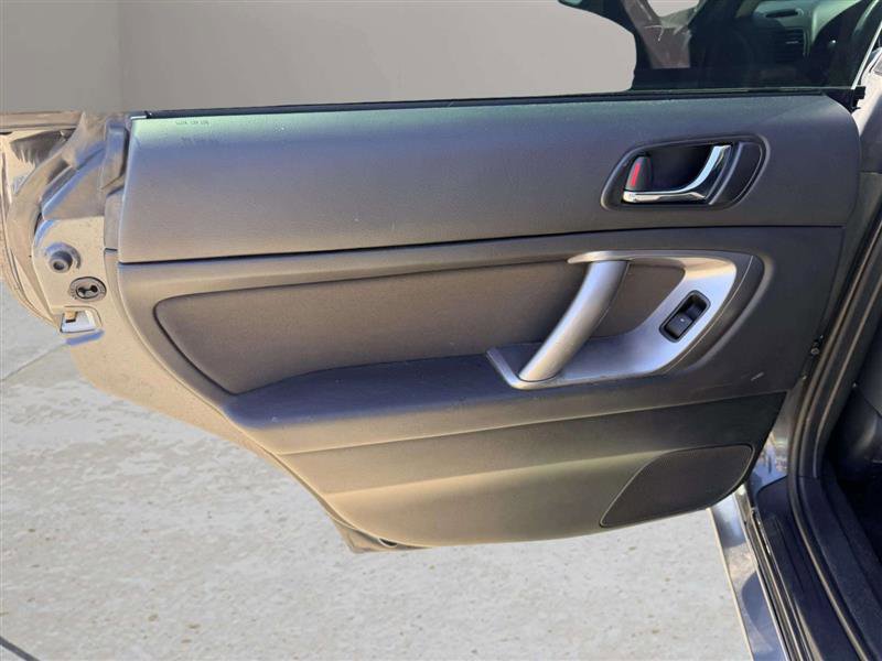 Used 2009 Subaru Outback 2.5i Special Edition w/ Popular Equipment Group 2A image 20