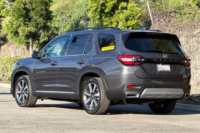 Certified 2023 Honda Pilot Touring image 6