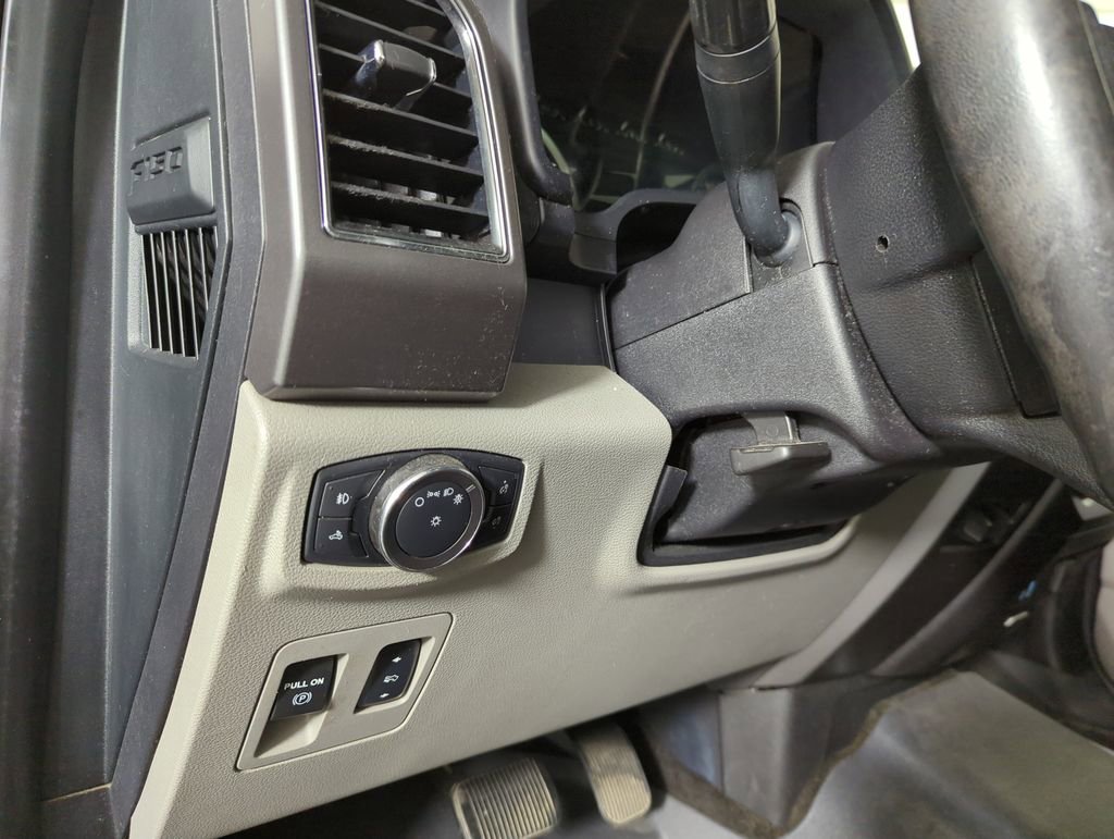 Used 2018 Ford F150 XLT w/ Equipment Group 301A Mid image 26