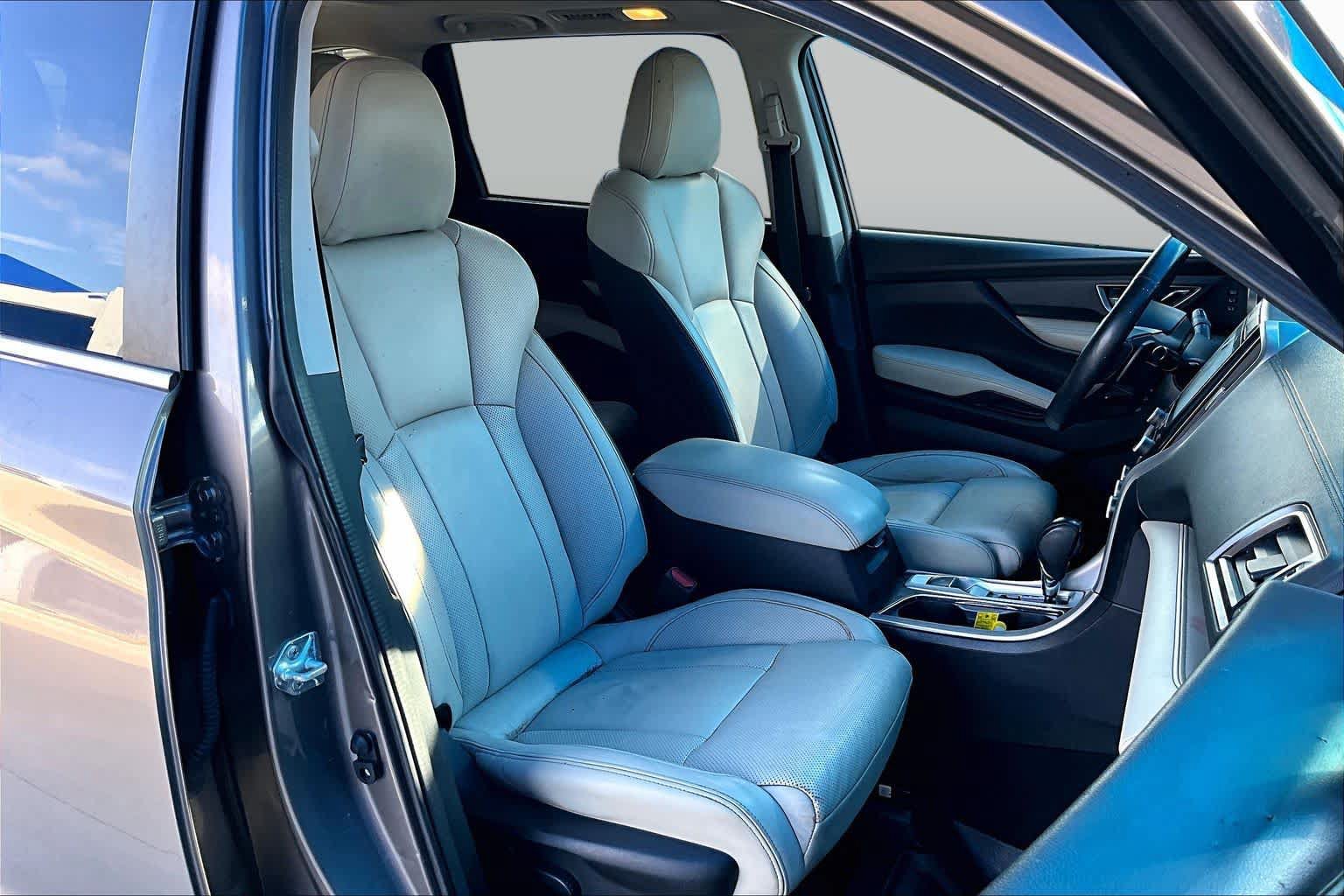 Used 2022 Subaru Ascent Limited w/ Technology Package AWD/4WD image 9