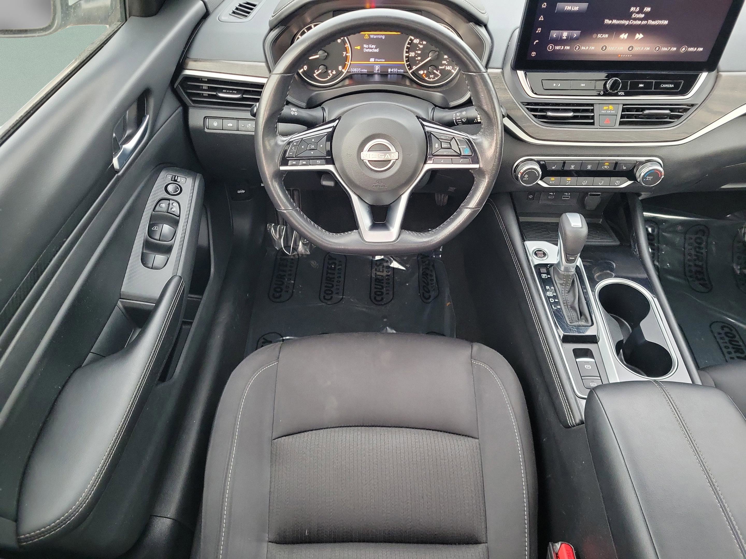 Certified 2024 Nissan Altima 2.5 SV w/ SV Premium Package image 15