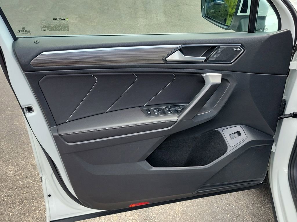 Used 2024 Volkswagen Tiguan SEL R-Line image 19