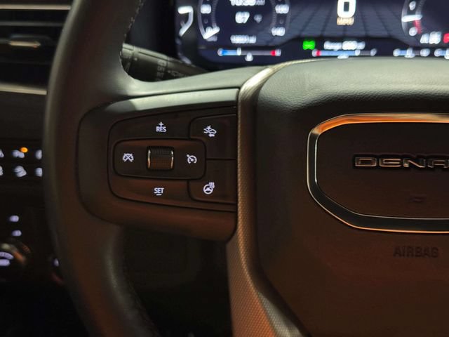 Used 2024 GMC Yukon Denali AWD/4WD image 16