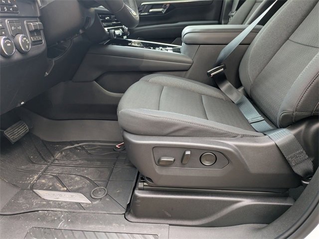 New 2026 Chevrolet Suburban LS image 10