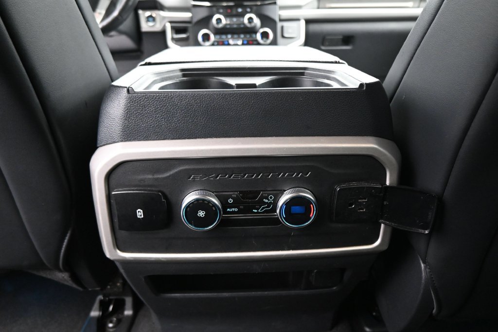 Used 2024 Ford Expedition Max XLT AWD/4WD image 28